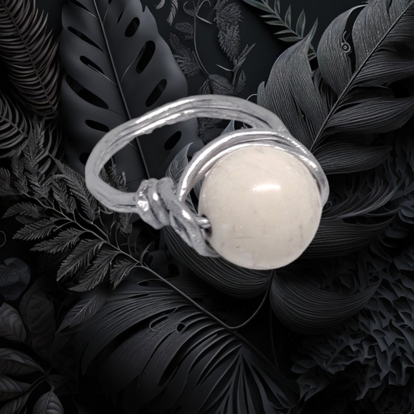 🌲10/$20. ~Hand Wired Ring with White Italian Wood Center Stone - Picture 7 of 7